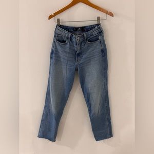 Hollister ultra high rise mom jean
